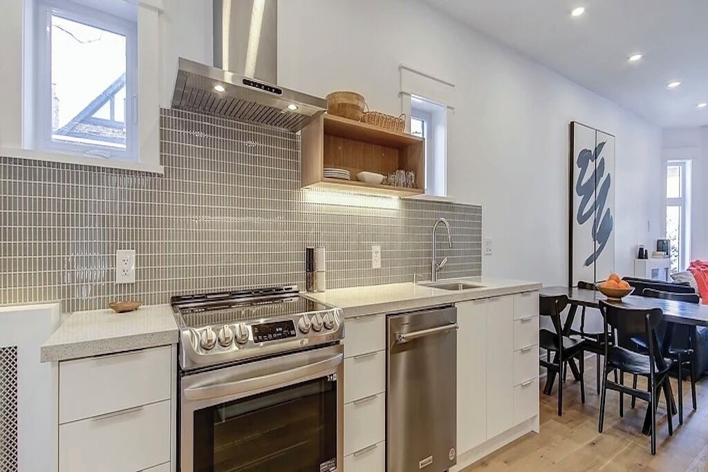 Photo of Kitchen in Roncesvalles Village