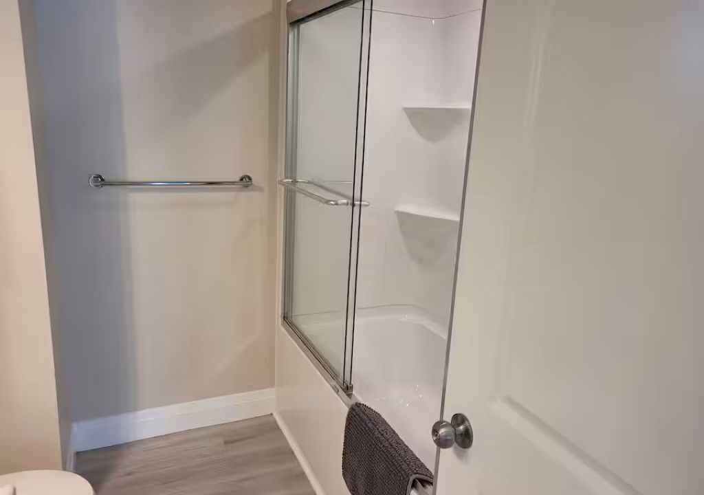 Photo of Bathroom in Minto