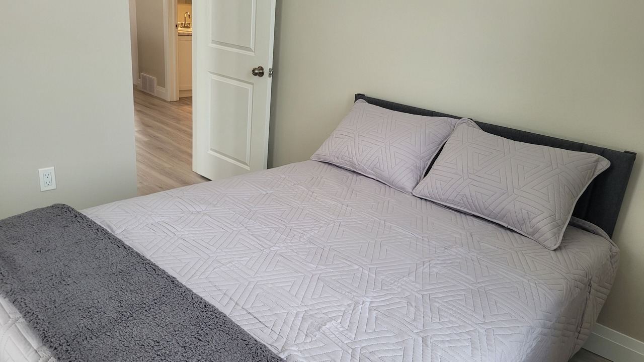Photo of Bedroom in Minto