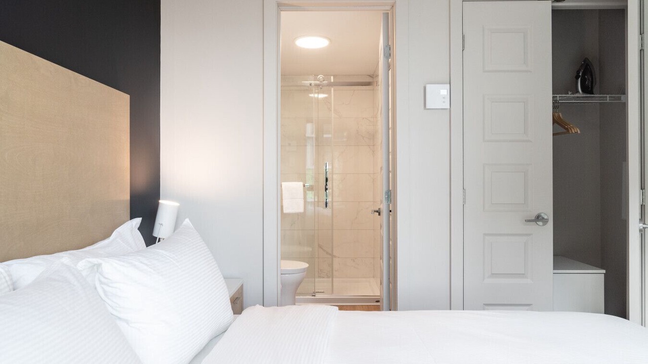 Photo of Bedroom in Griffintown