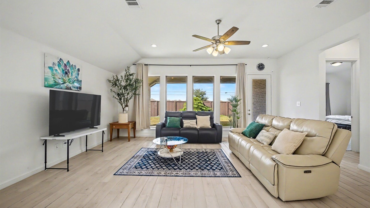 Photo of Livingroom in Manvel