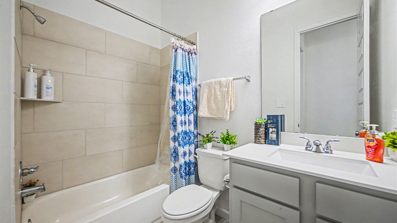 Photo of Bathroom in Manvel