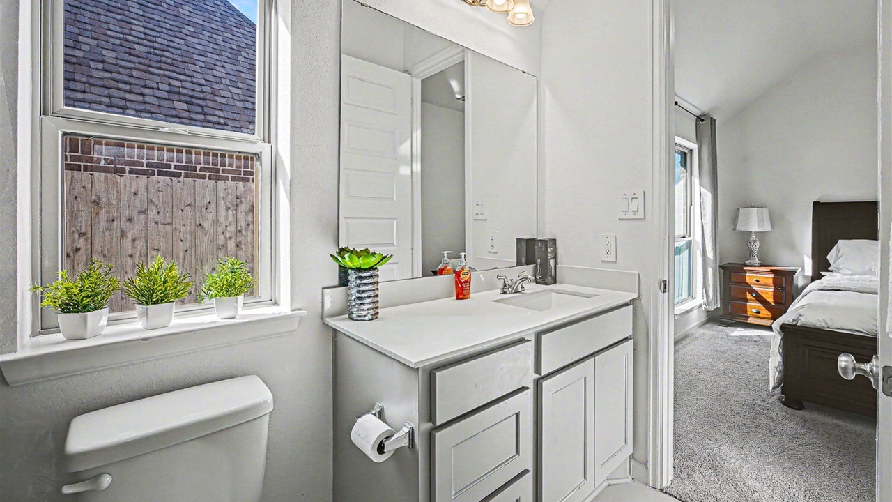 Photo of Bathroom in Manvel
