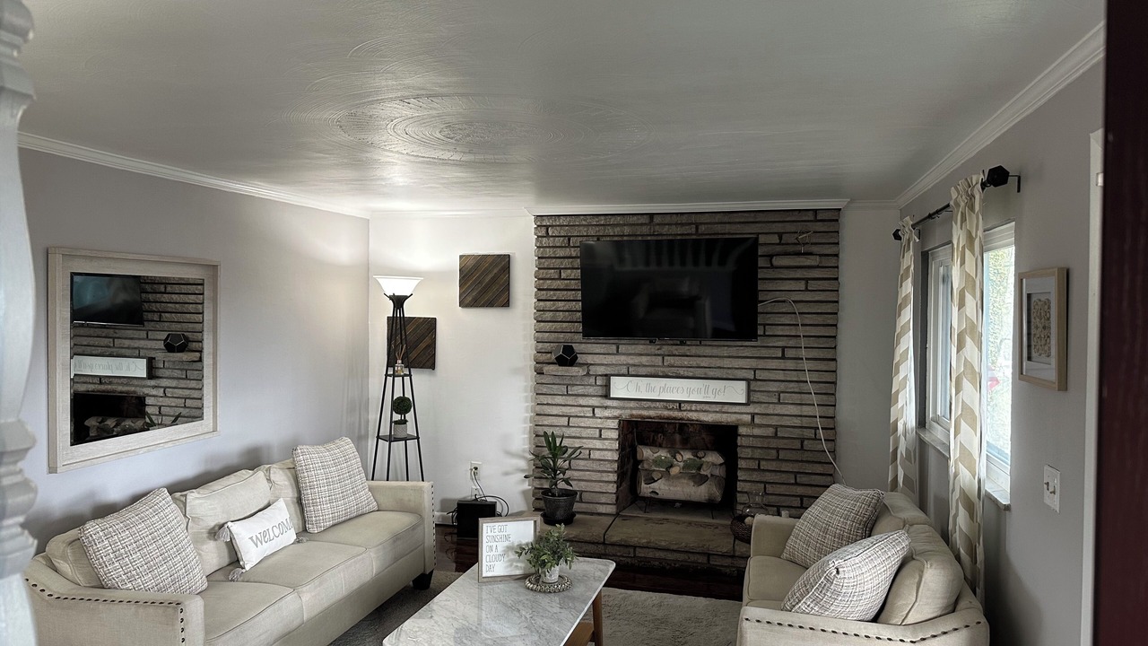 Photo of Livingroom in Churchhill