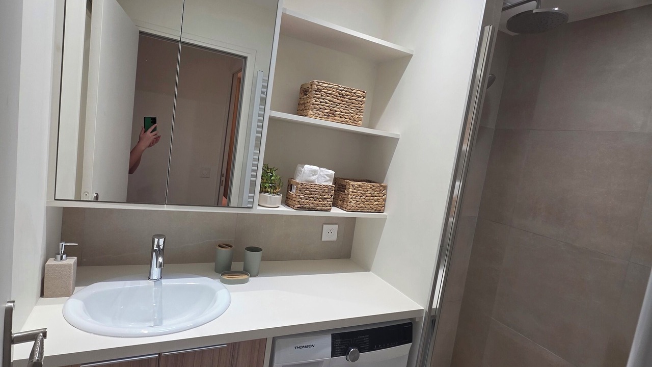 Photo of Bathroom in Notre-Dame