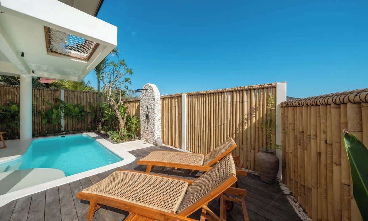 Photo of Others in Mushroom Bay