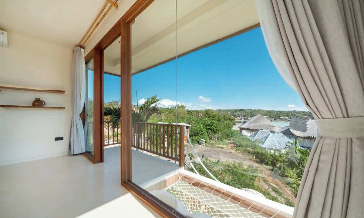 Photo of Patio Balcony in Mushroom Bay