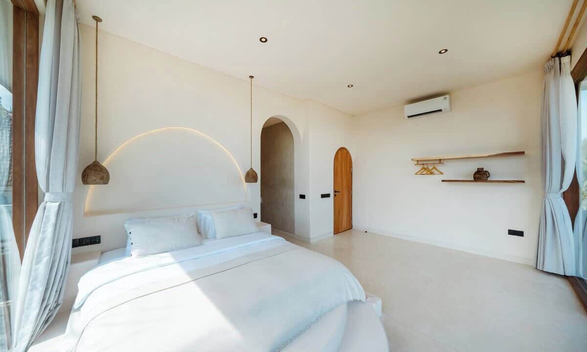 Photo of Bedroom in Mushroom Bay