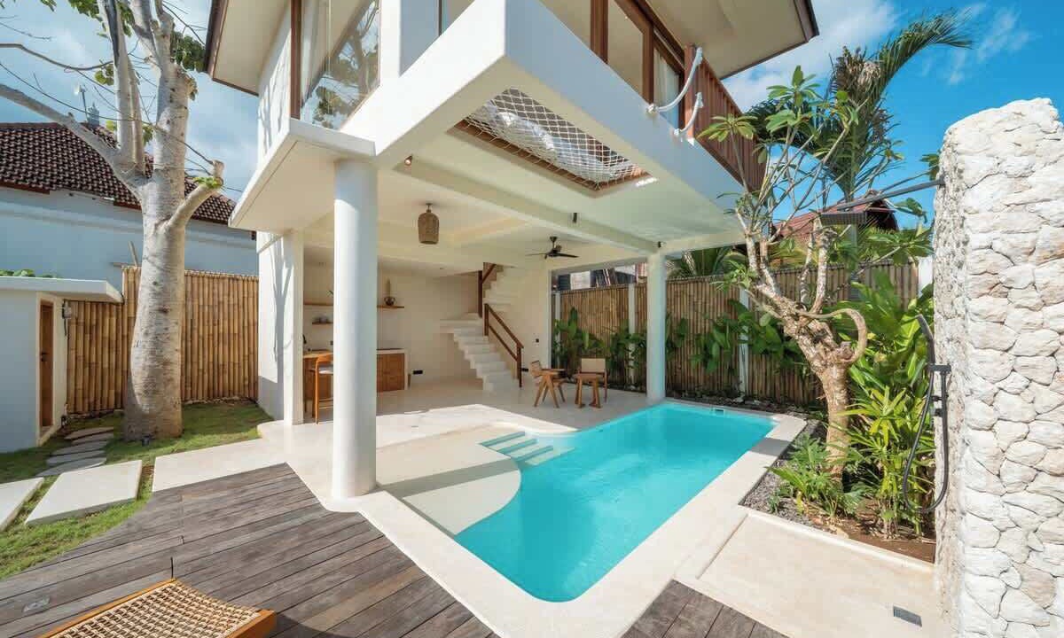 Photo of Outdoor in Mushroom Bay