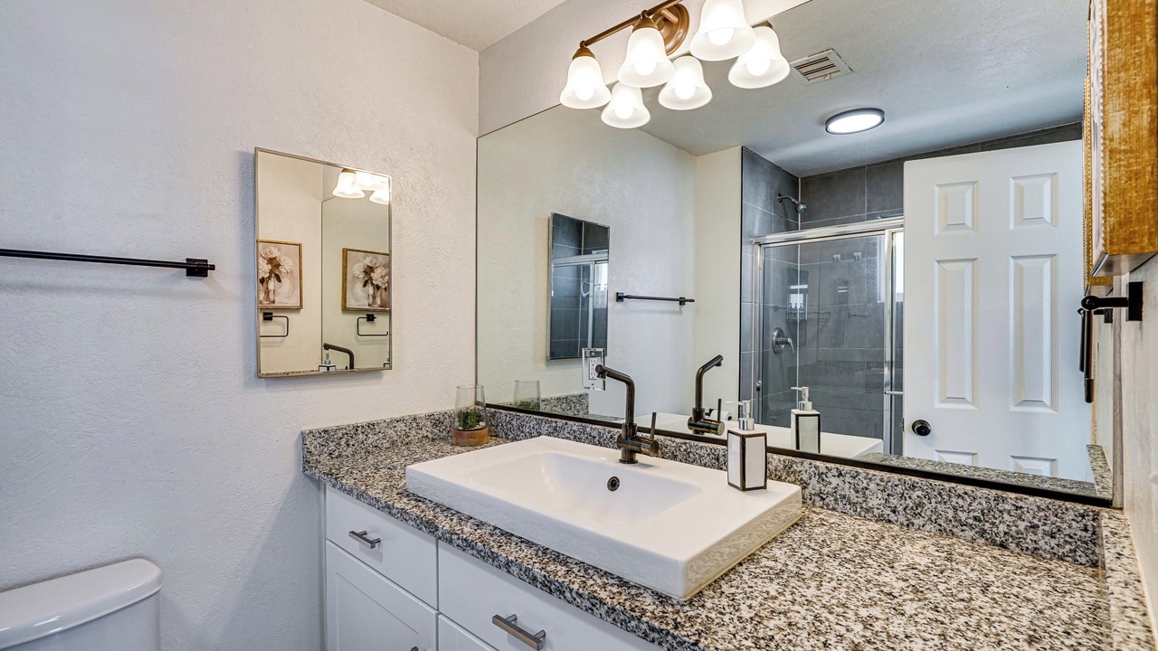 Photo of Bathroom in Thatcher