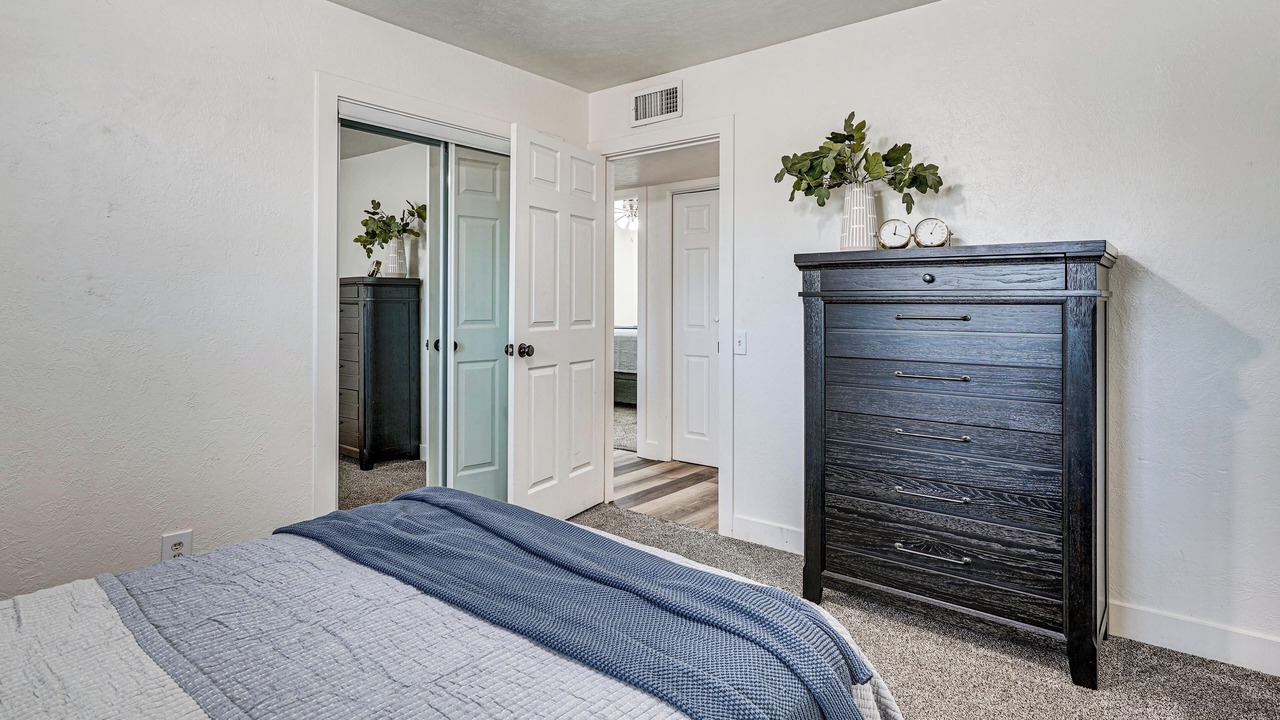 Photo of Bedroom in Thatcher