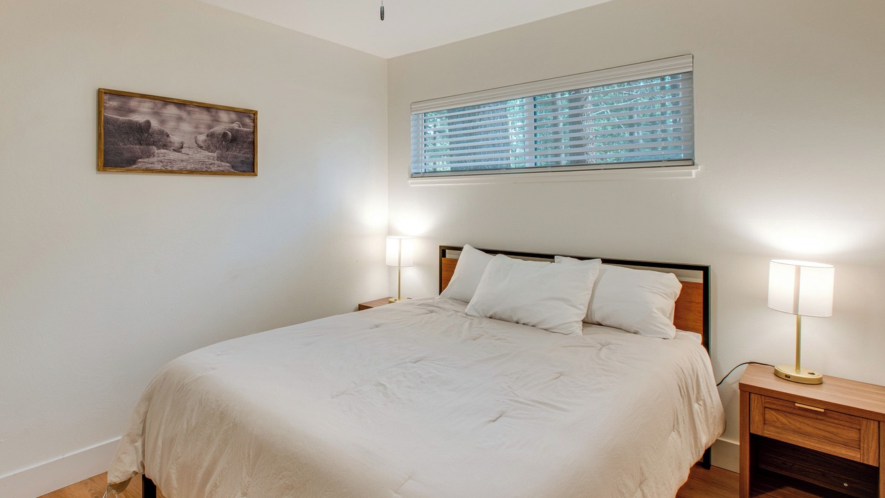 Photo of Bedroom in Sierra Tract