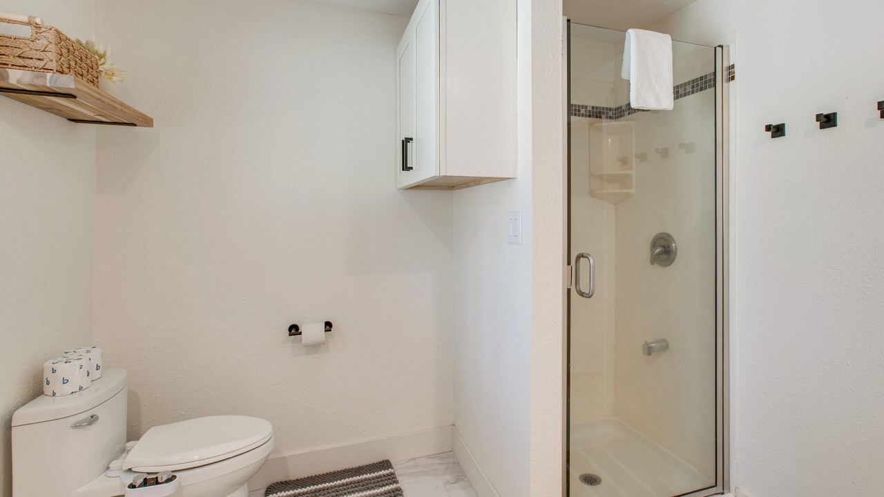 Photo of Bathroom in Sierra Tract