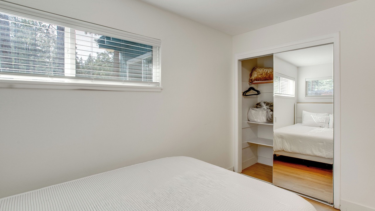 Photo of Bedroom in Sierra Tract