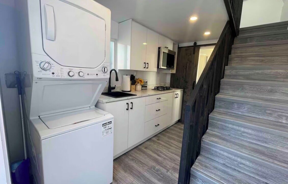 Photo of Kitchen in Canoga Park