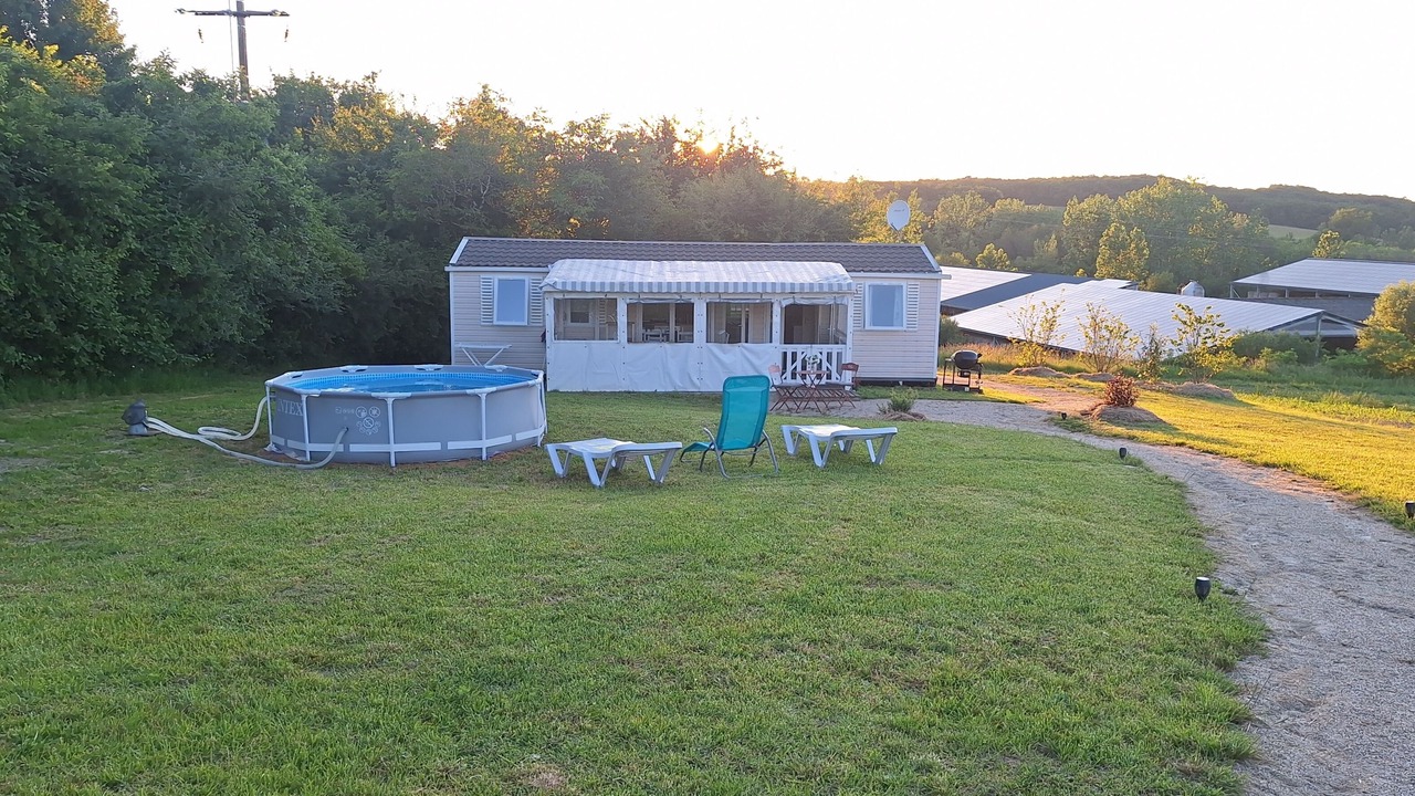 Photo of Outdoor in Bourgougnague