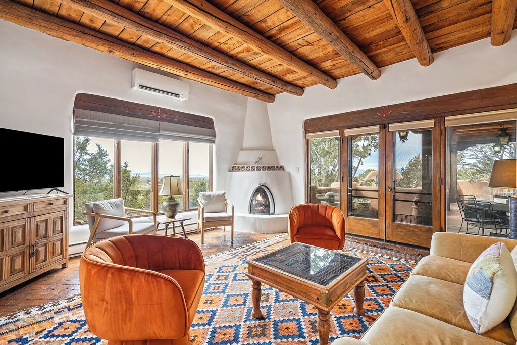 Photo of Livingroom in Seton Village