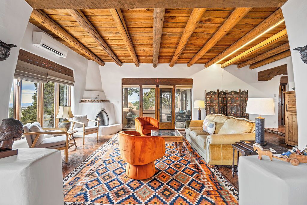 Photo of Livingroom in Seton Village
