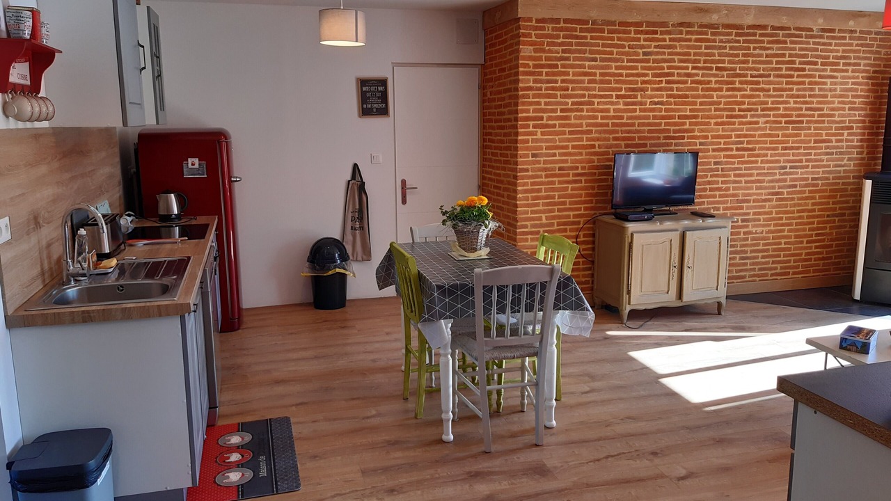 Photo of Kitchen in Neuville-lez-Beaulieu