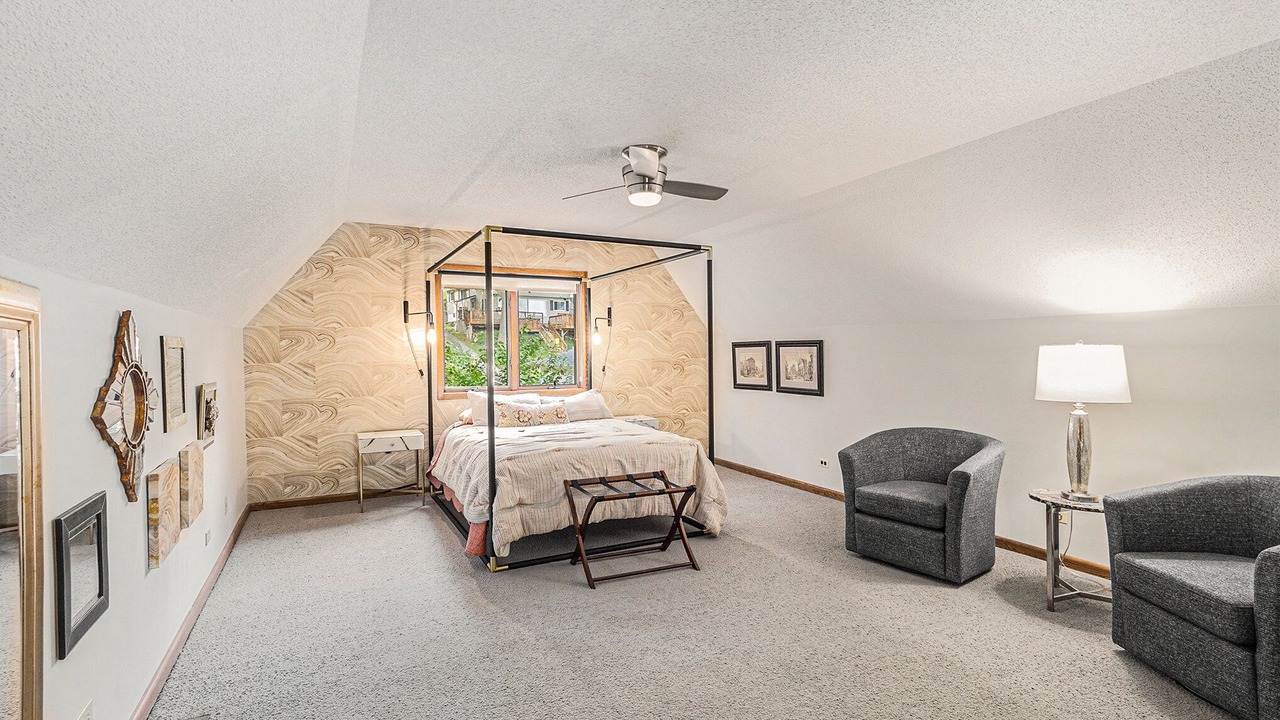 Photo of Bedroom in Montague