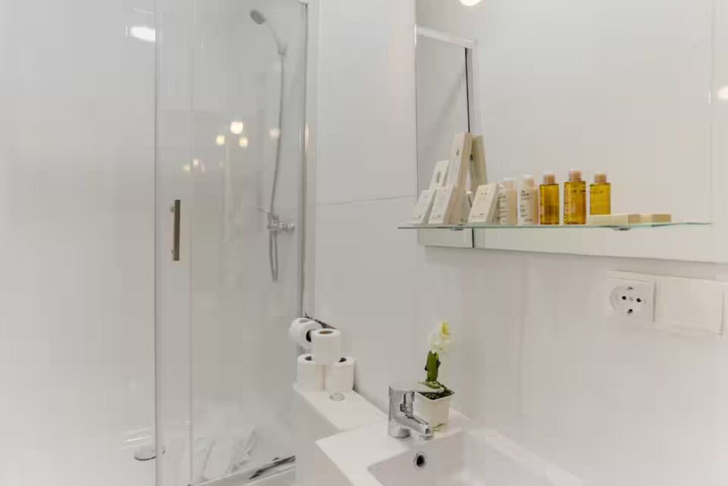 Photo of Bathroom in La Nova Esquerra de l'Eixample