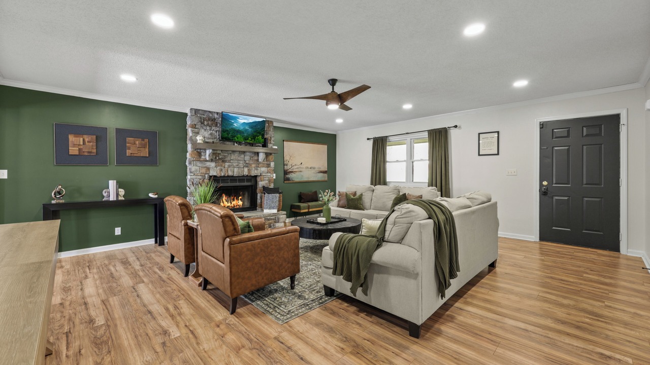 Photo of Livingroom in Rock Harbor