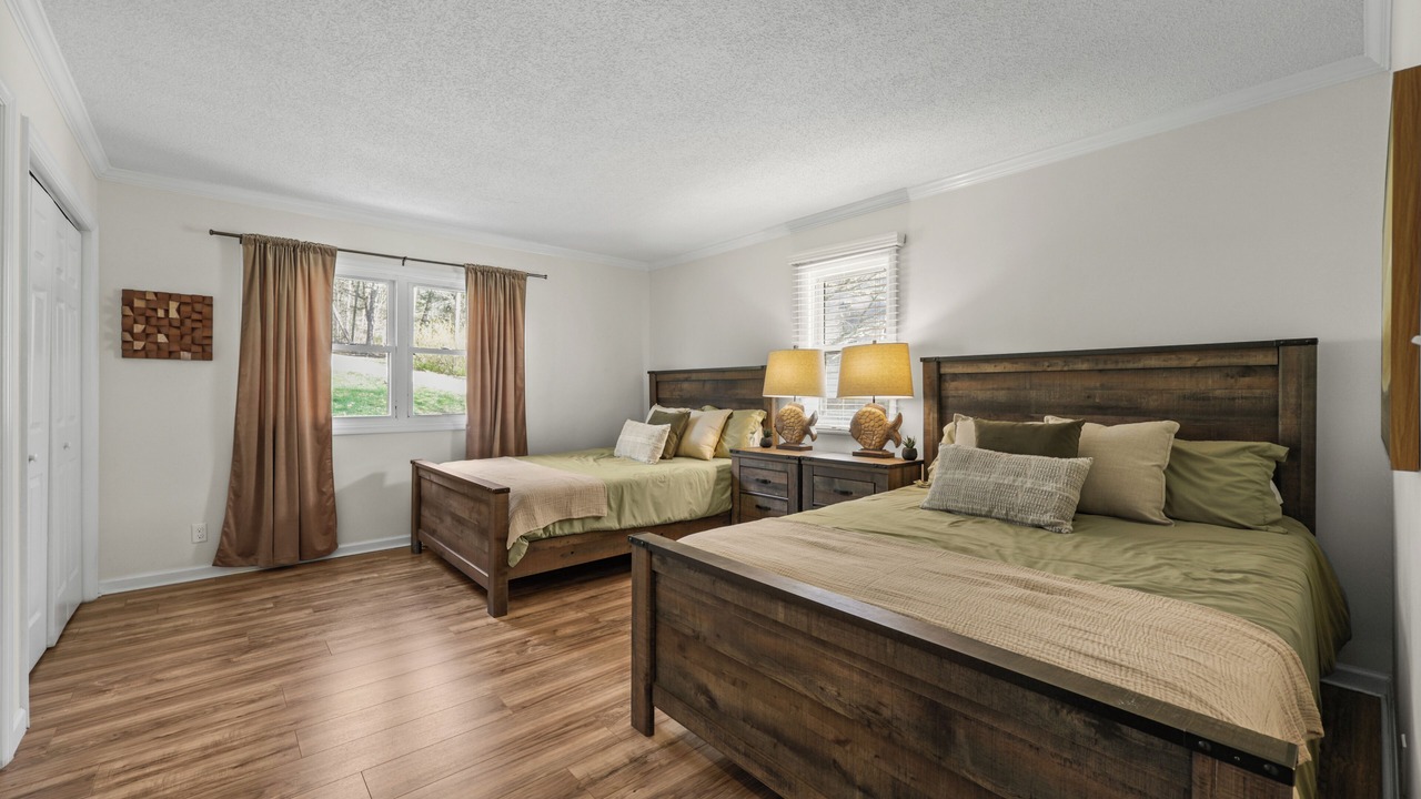 Photo of Bedroom in Rock Harbor