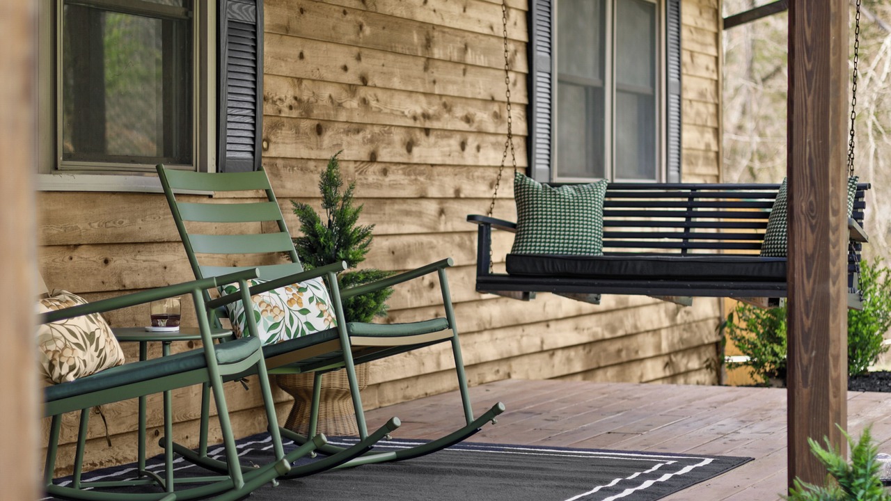 Photo of Patio Balcony in Rock Harbor