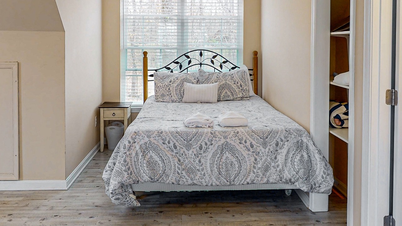 Photo of Bedroom in Livingston