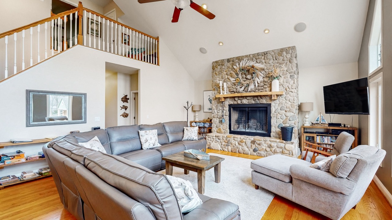 Photo of Livingroom in Livingston