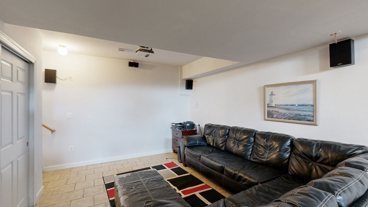 Photo of Bedroom in Orange