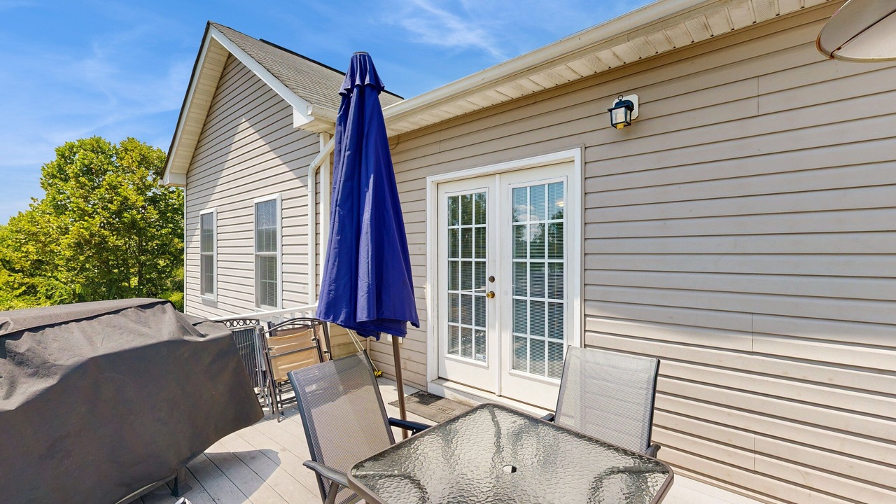 Photo of Outdoor in Orange