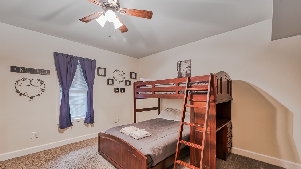 Photo of Bedroom in Morgan II