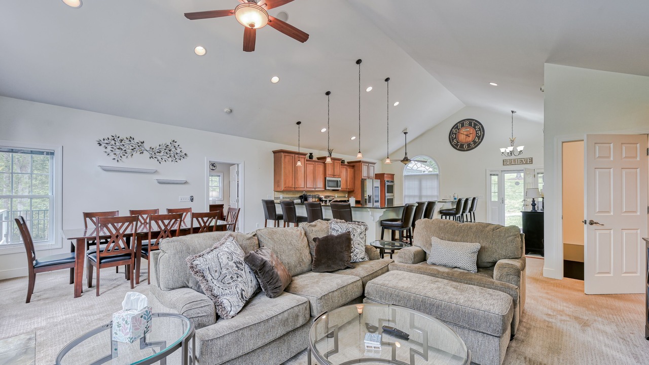 Photo of Livingroom in Morgan II