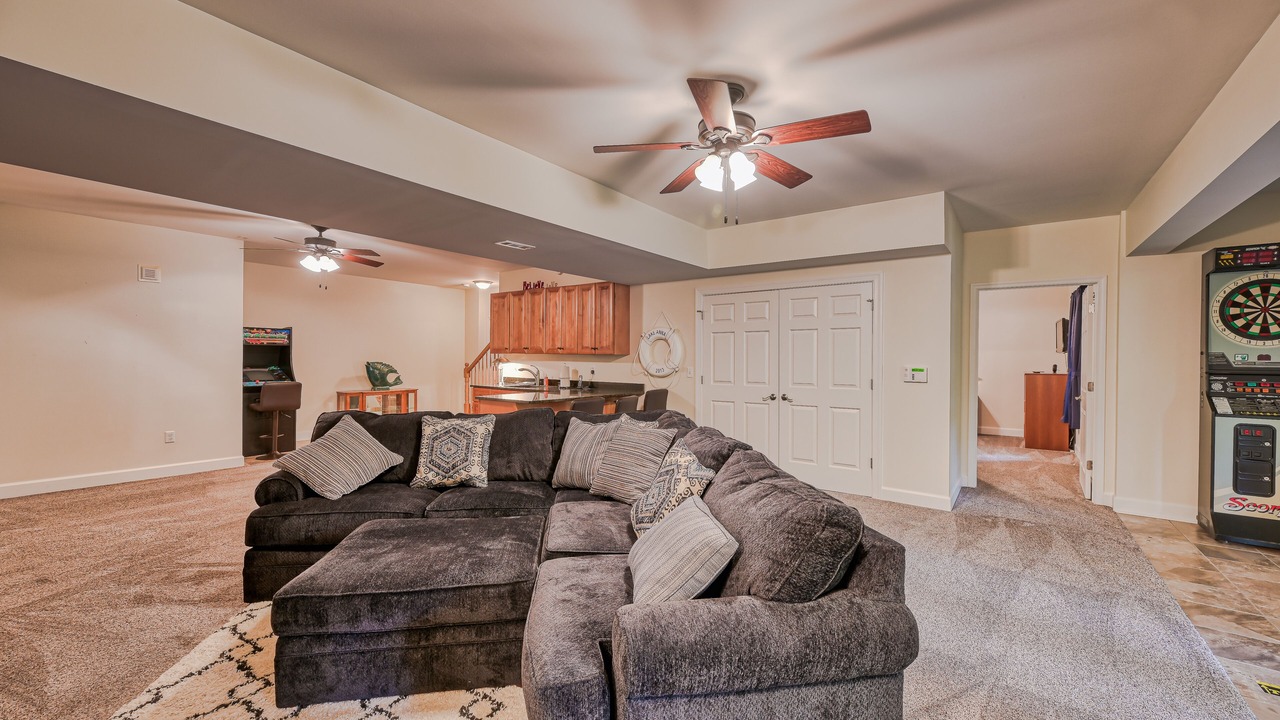 Photo of Livingroom in Morgan II