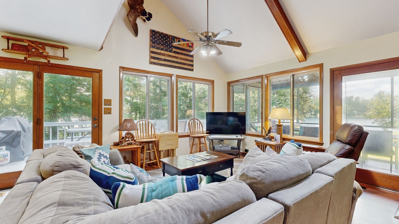 Photo of Livingroom in Bumpass