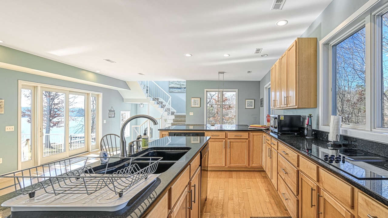 Photo of Kitchen in Panamint Shores