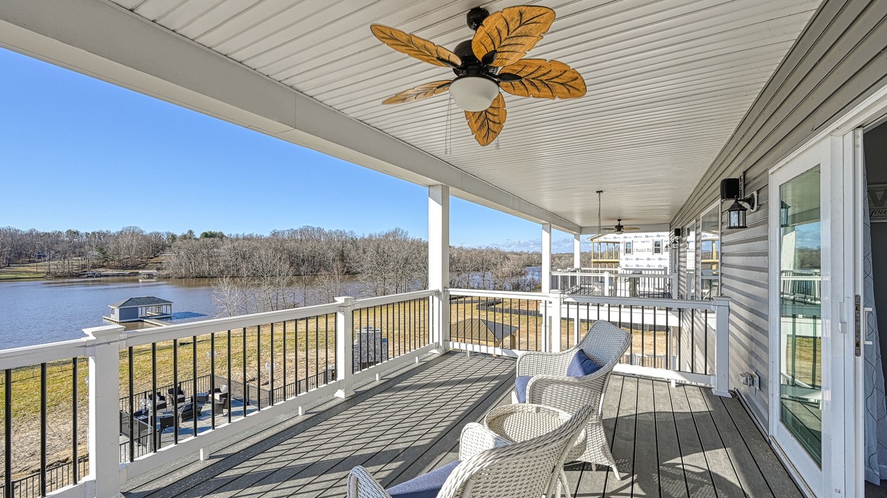 Photo of Patio Balcony in Orange