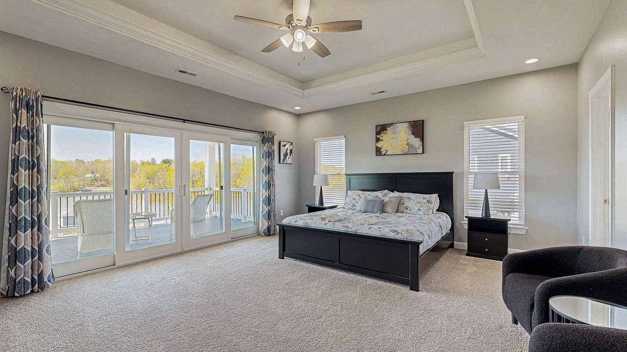 Photo of Bedroom in Orange