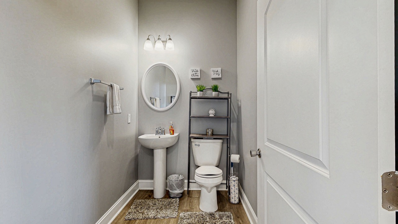 Photo of Bathroom in Orange