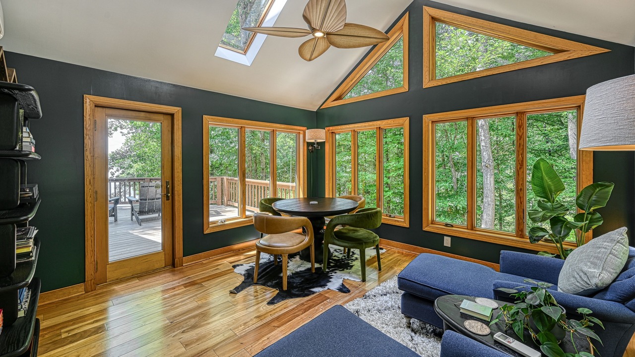 Photo of Livingroom in Livingston
