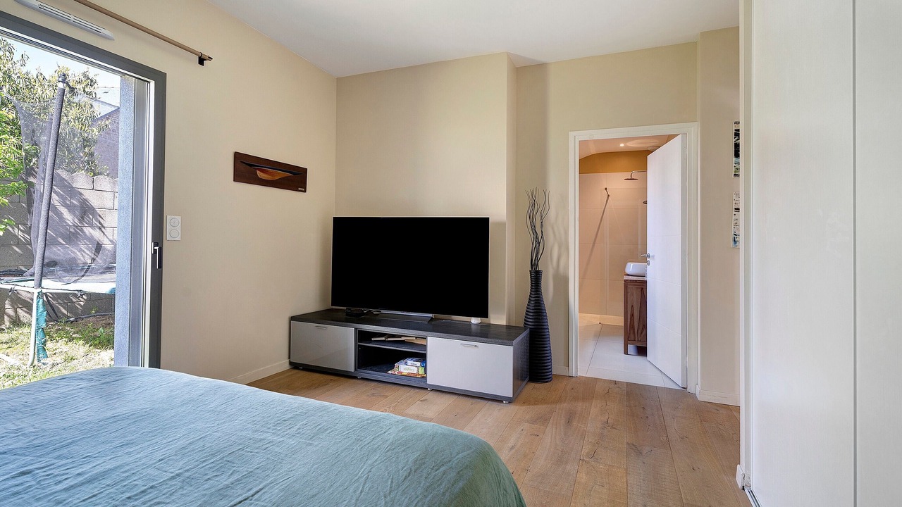 Photo of Bedroom in Lancieux