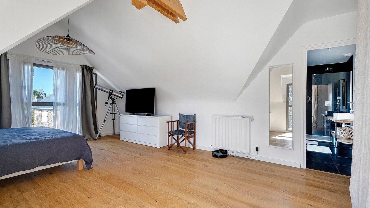 Photo of Bedroom in Lancieux
