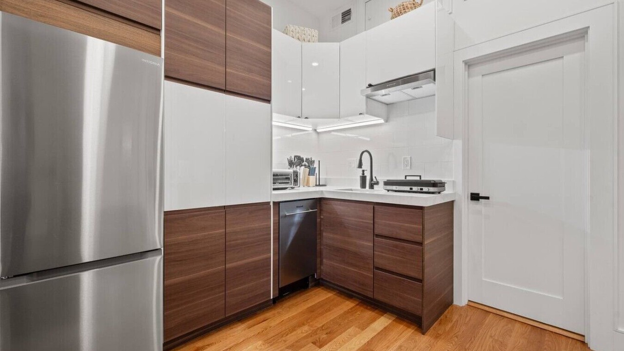 Photo of Kitchen in Fenway–Kenmore