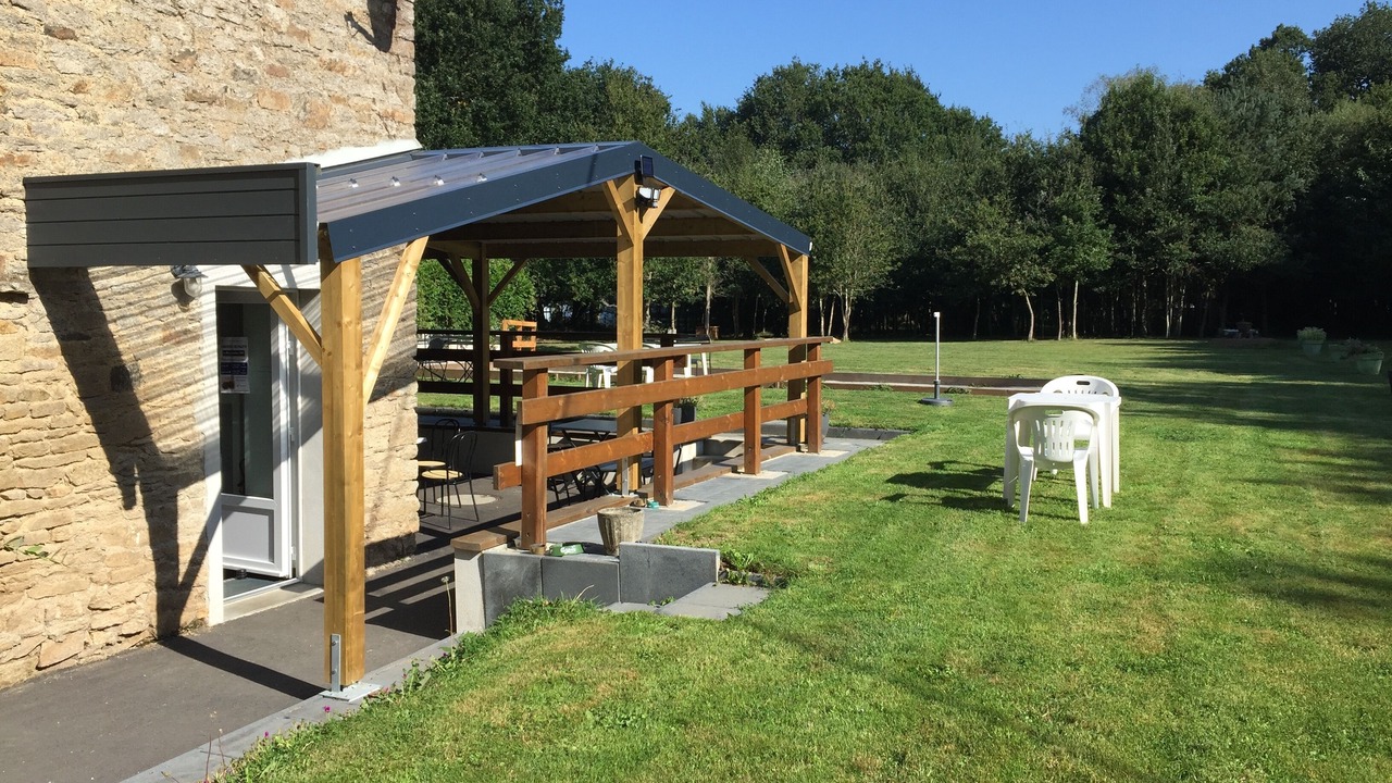 Photo of Outdoor in La Croix-Hellean
