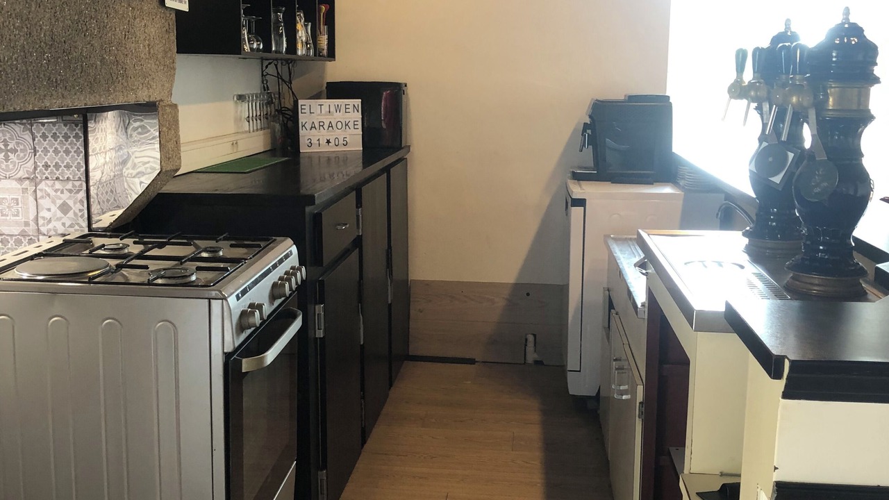 Photo of Kitchen in La Croix-Hellean