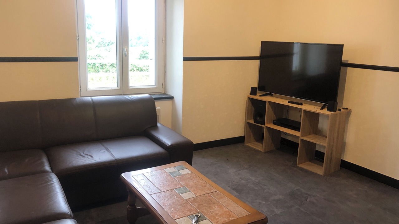 Photo of Livingroom in La Croix-Hellean