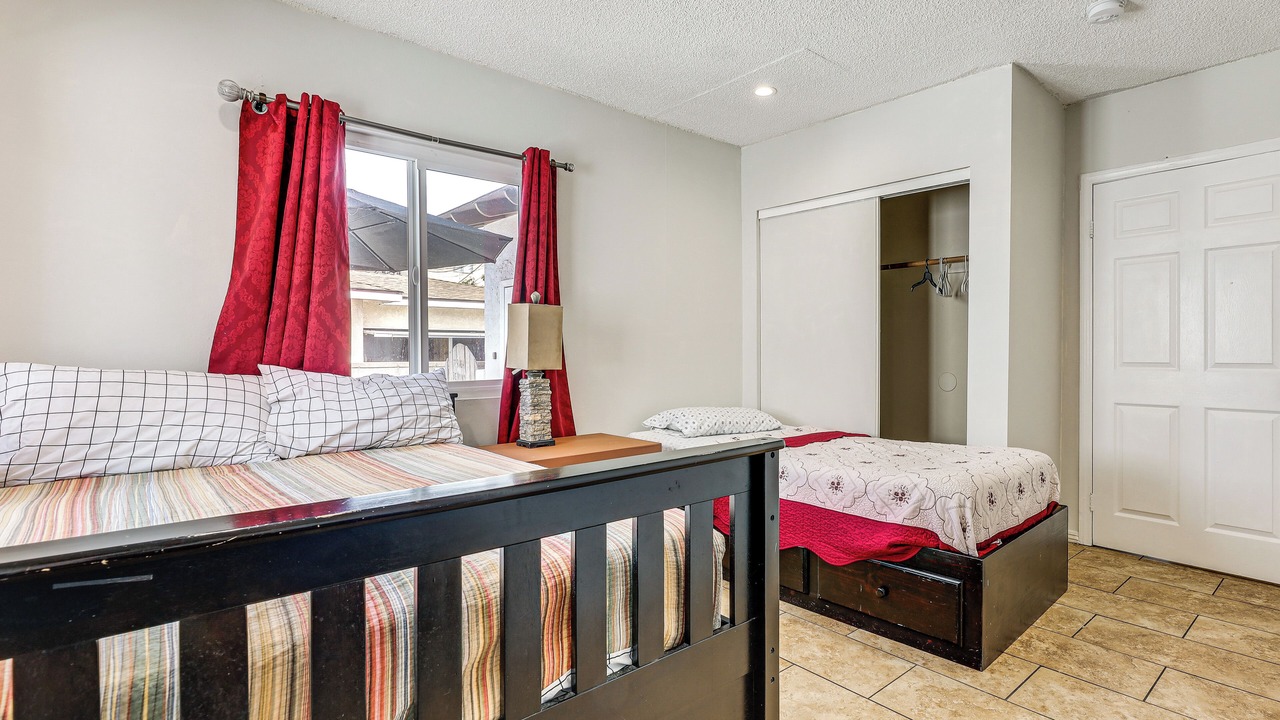 Photo of Bedroom in Hawthorne