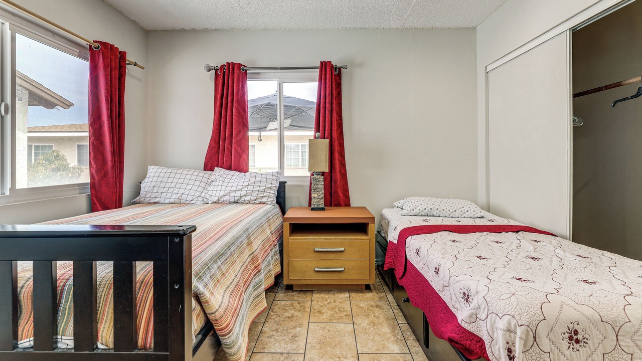 Photo of Bedroom in Hawthorne