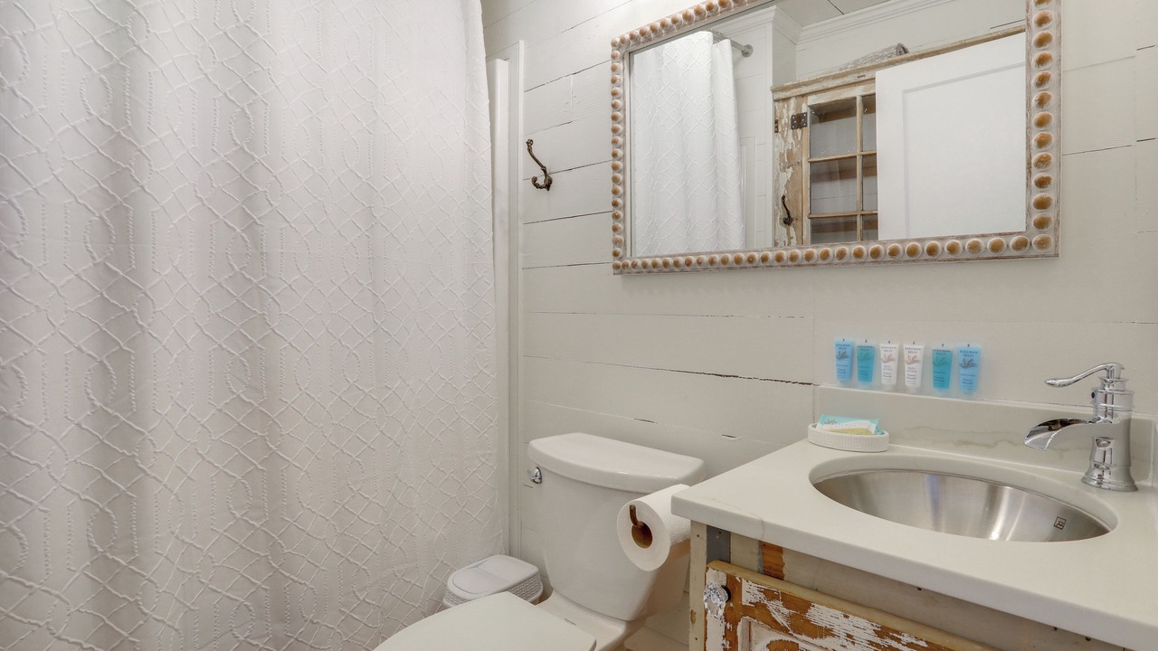 Photo of Bathroom in Ventress